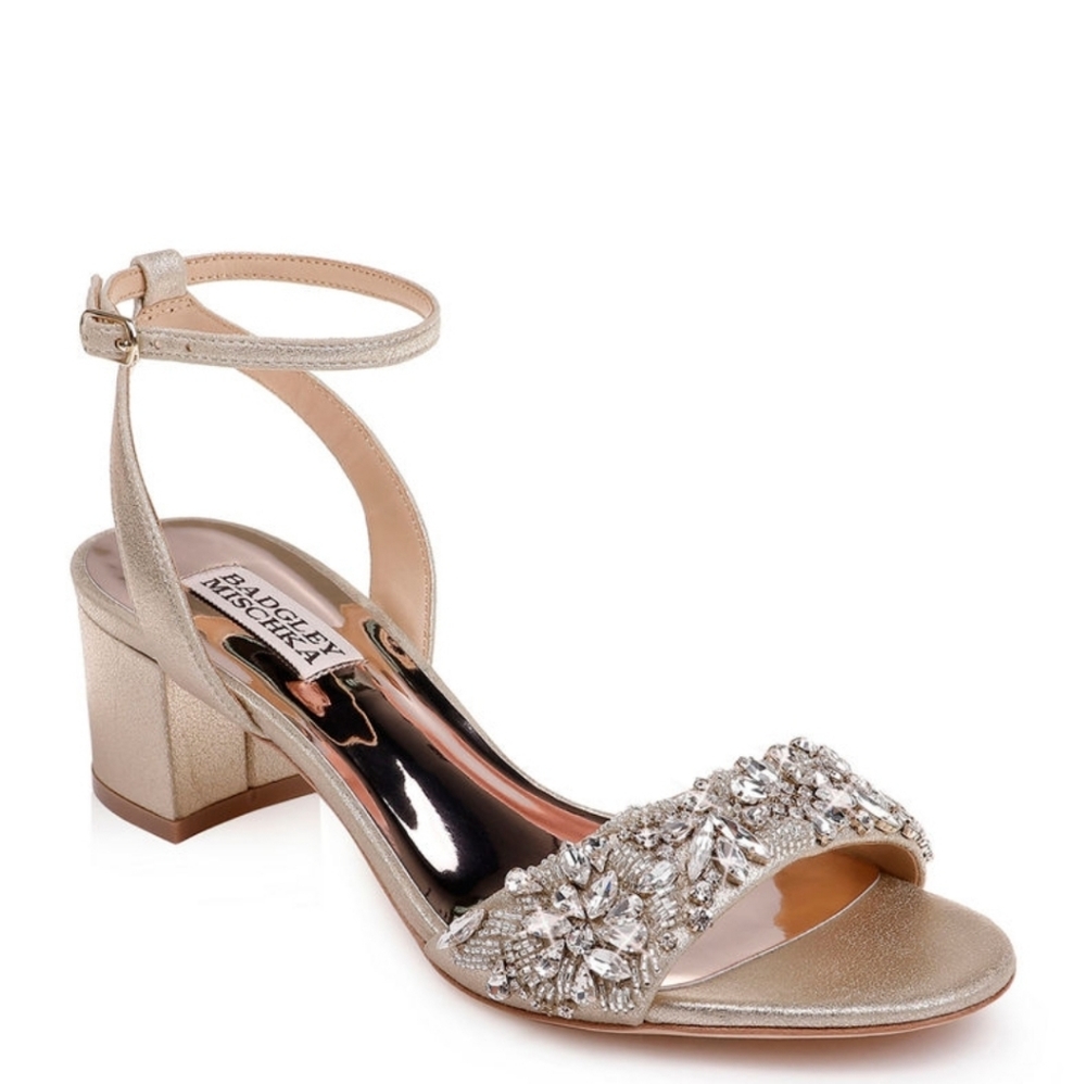Badgley Mischka Ivanna Crystal Embellished Block Heel Sandals size 7 Brand New